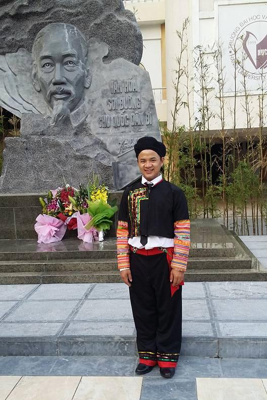 Chàng trai Hà Nhì vượt khó, học giỏi