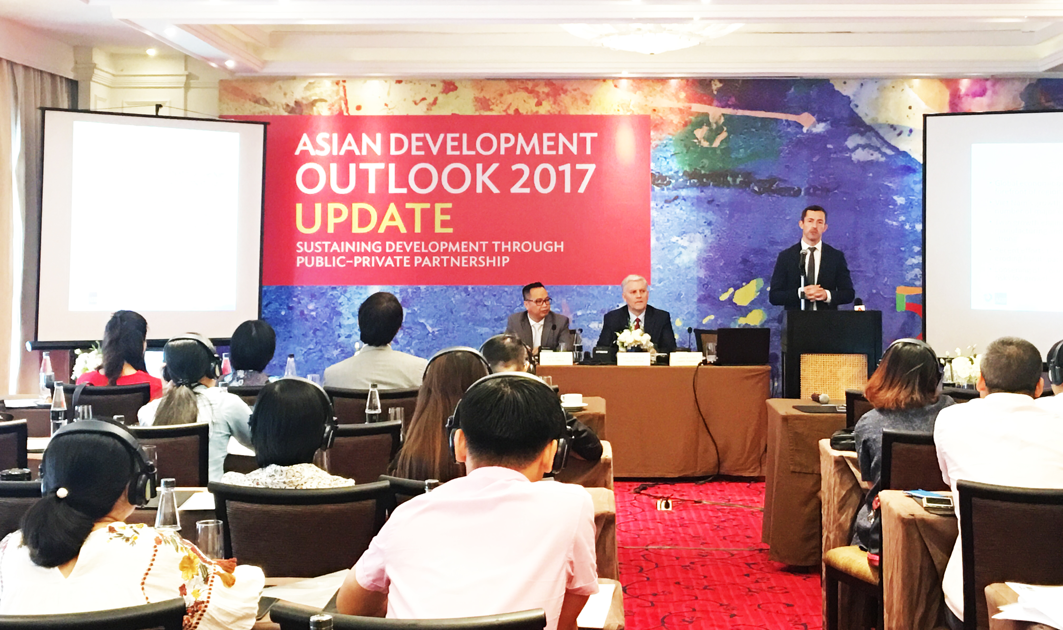 Kinh tế Việt Nam tiếp tục đạt kết quả khả quan