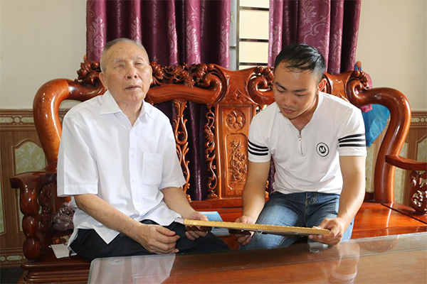 Cụ Dương khiếm thị hơn 30 năm làm từ thiện