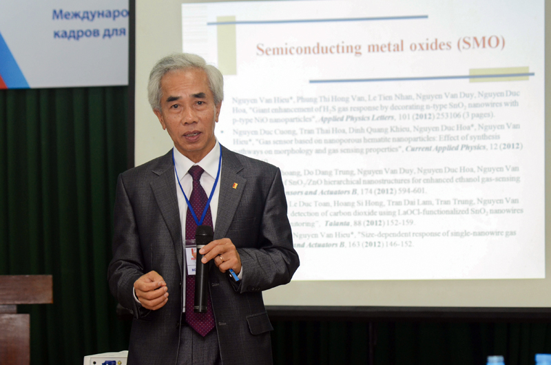 GS, TS, Nhà giáo Nhân dân Nguyễn Đức Chiến miệt mài cống hiến cho sự nghiệp trồng người