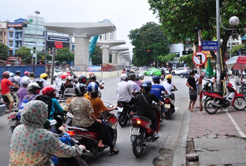 Hà Nội, TP Hồ Chí Minh sẽ kiểm tra khí thải xe máy trên 175cm3 từ 1-7-2018