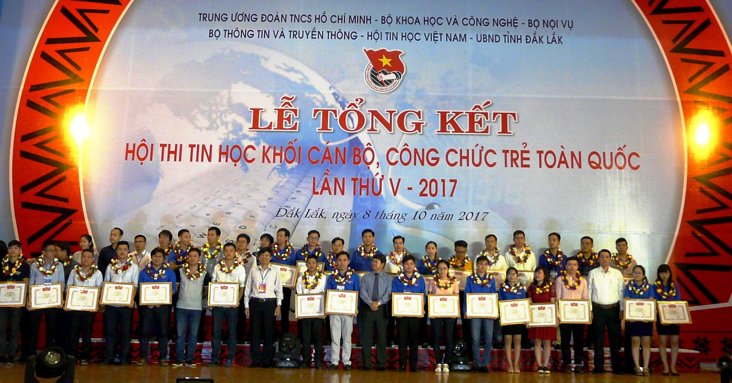 Tổng kết và trao giải Hội thi Tin học khối cán bộ, công chức trẻ toàn quốc lần thứ V, năm 2017