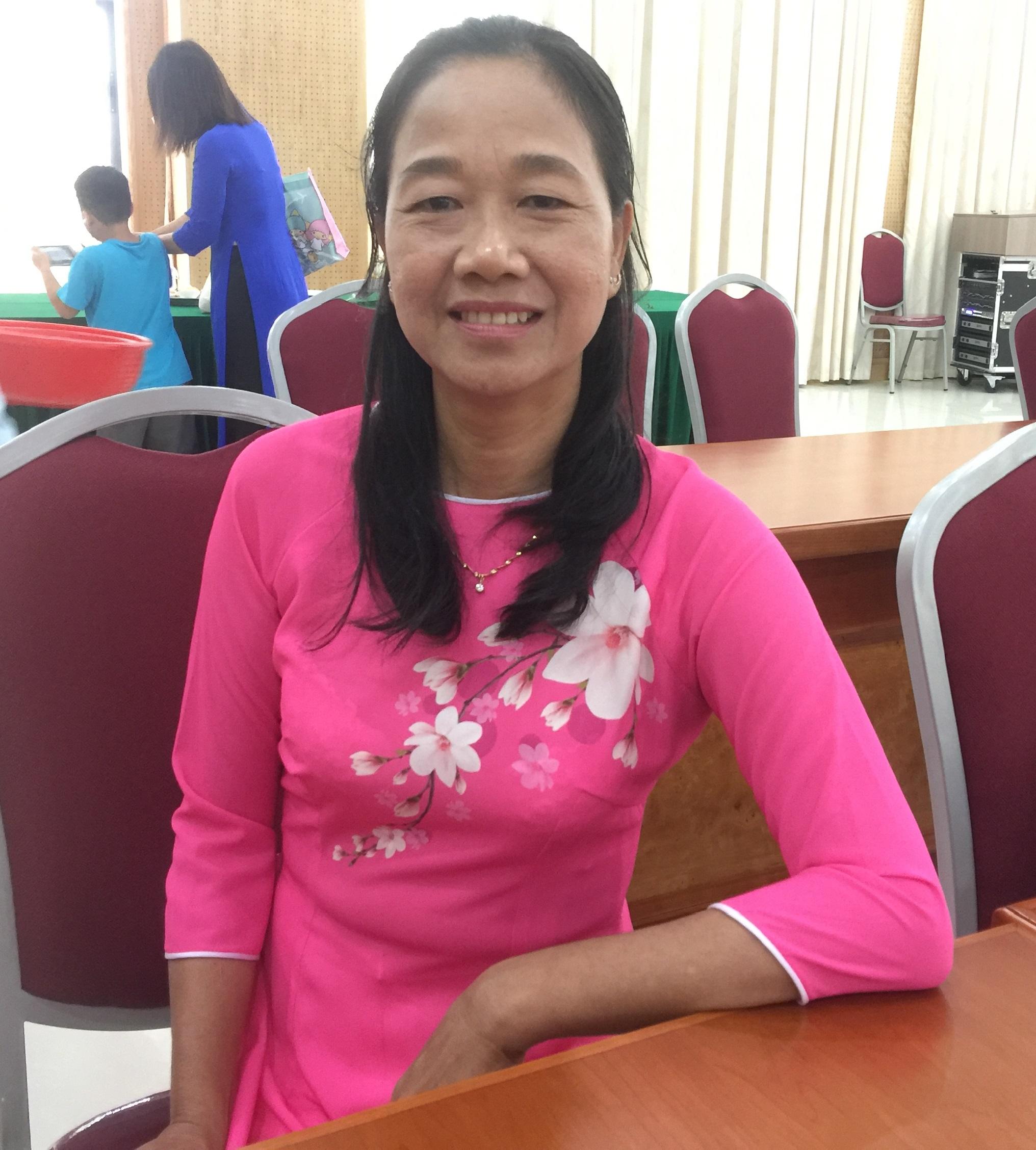 Người phụ nữ 6 năm “chở đò” nơi đất khách