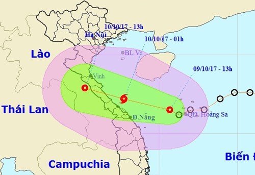 Áp thấp nhiệt đới di chuyển nhanh, miền Trung mưa to