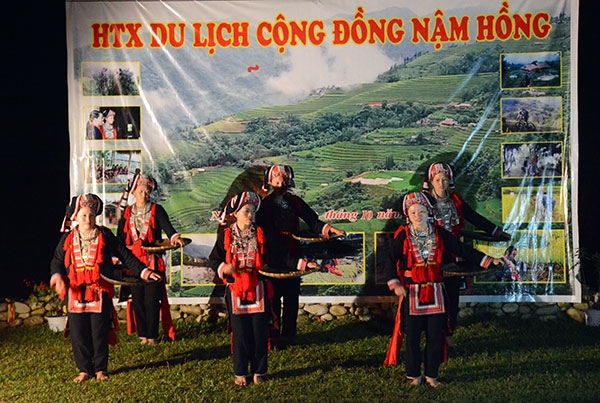 Đến với Hoàng Su Phì, du khách còn được trải nghiệm về những nghề truyền thống và lễ hội độc đáo tại đây.