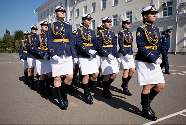 Ước mơ chinh phục bầu trời của những “đóa hồng” Không quân Nga