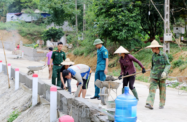 Khi quân và dân chung sức, đồng lòng