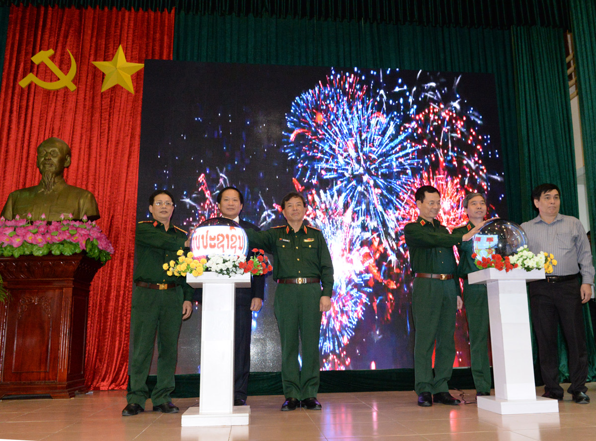 Khai trương Báo Quân đội nhân dân Điện tử tiếng Lào và Báo Quân đội nhân dân Điện tử tiếng Khmer