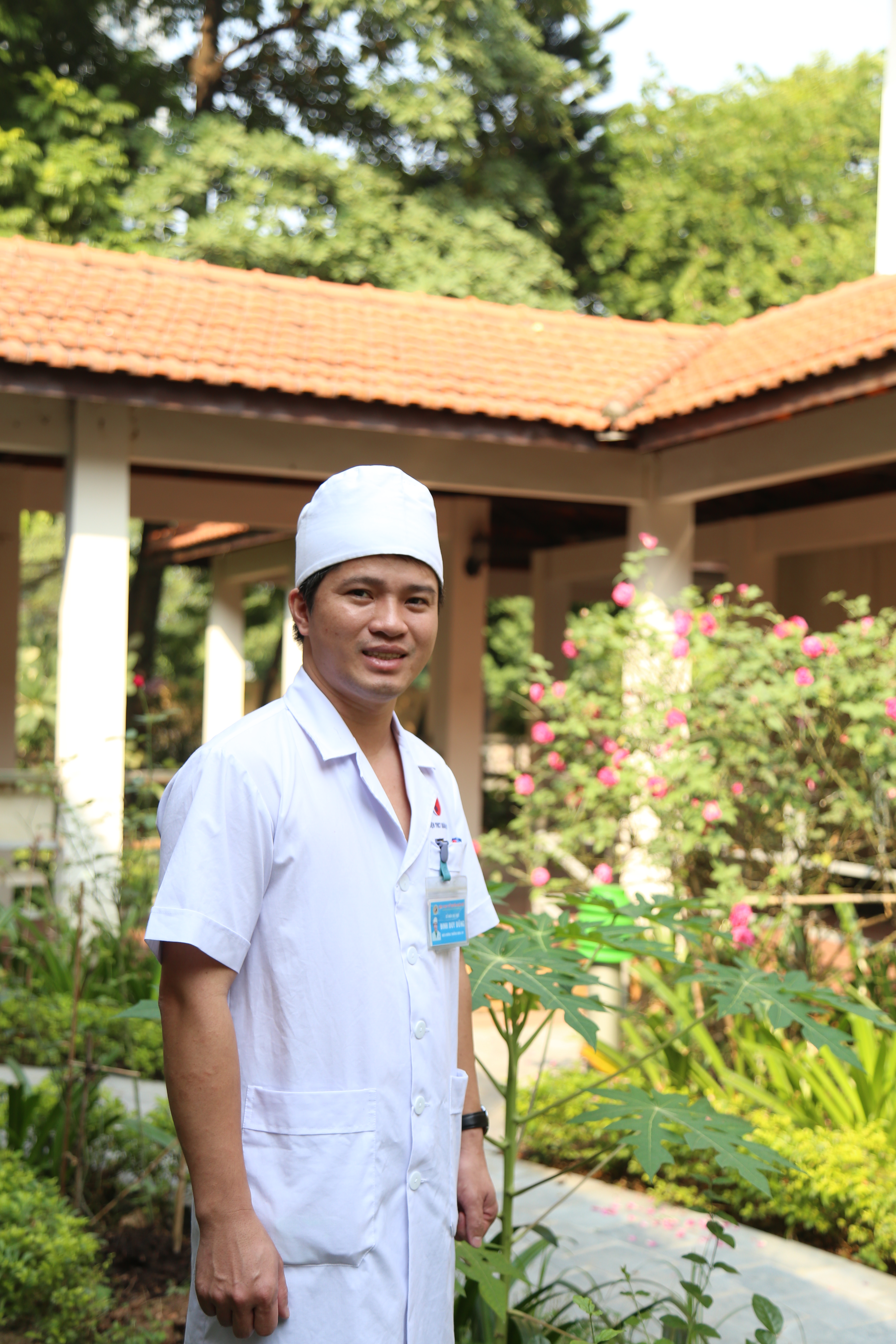 Điều dưỡng trưởng Đinh Duy Dũng: “Với tôi, cho đi là còn mãi”