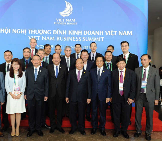 Thủ tướng Nguyễn Xuân Phúc chia sẻ tầm nhìn xây dựng môi trường kinh doanh ở Việt Nam tại VBS