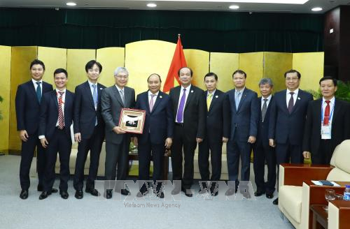 Thủ tướng Nguyễn Xuân Phúc tiếp các tập đoàn lớn dự APEC 