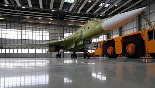 Nguyên mẫu “Thiên nga trắng” Tu-160M2 chính thức ra mắt