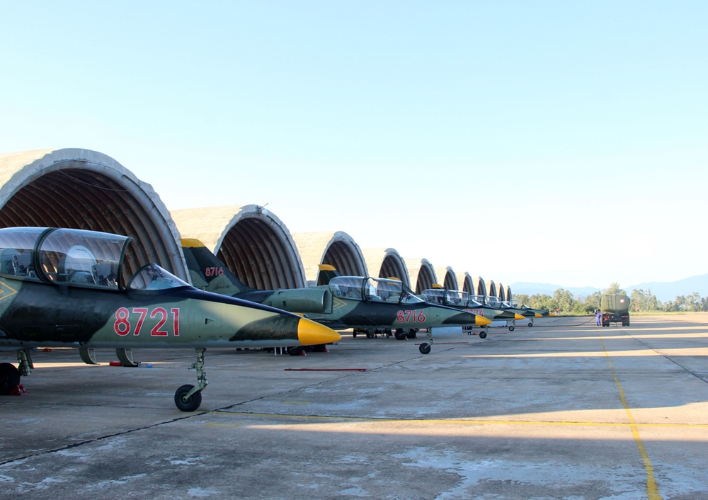 Các loại máy bay sẵn sàng cất cánh tới