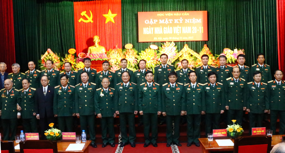 Các học viện, nhà trường quân đội gặp mặt kỷ niệm Ngày Nhà giáo Việt Nam
