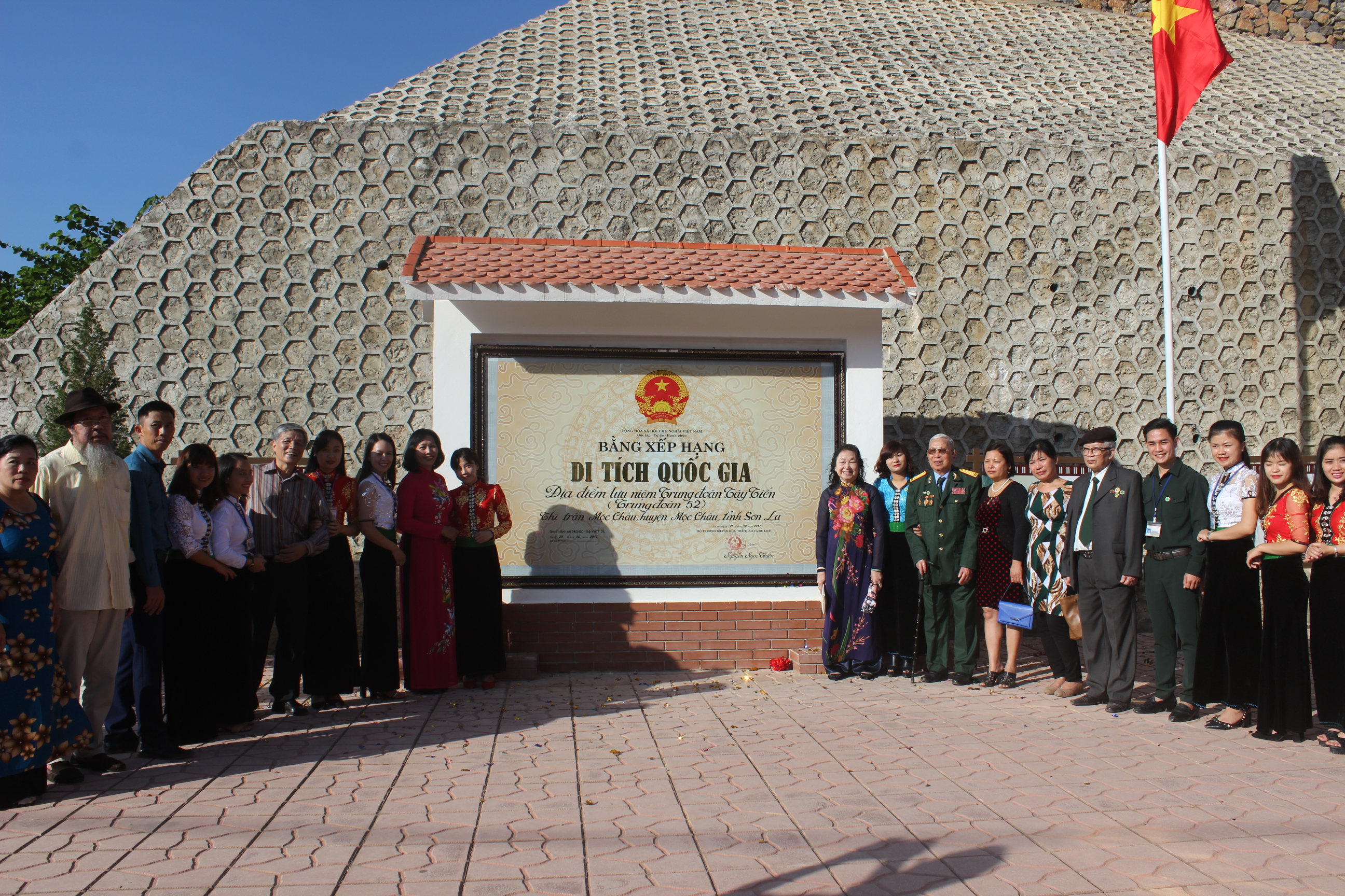 Thắp sáng ngọn lửa truyền thống Tây Tiến