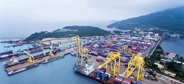 LIÊN KẾT VÙNG ĐỂ MIỀN TRUNG PHÁT TRIỂN