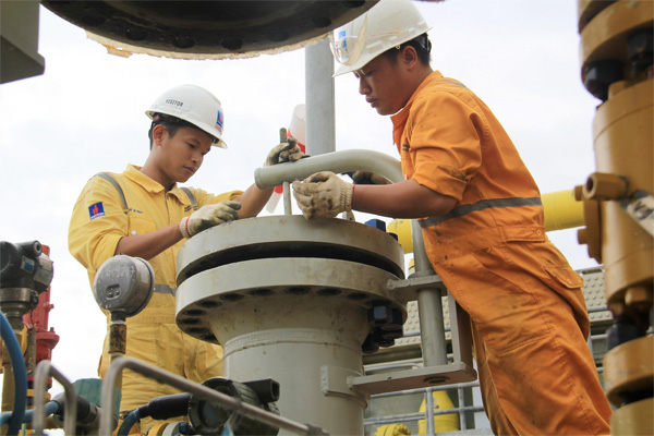 Bản lĩnh của “những người tìm dầu”