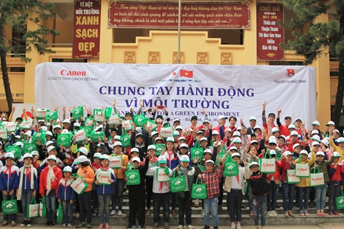 Tuyên truyền bảo vệ môi trường và ra quân làm sạch môi trường tại tỉnh Bắc Ninh
