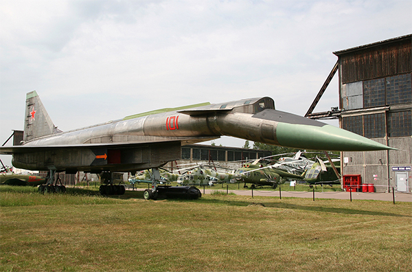 Những dự án sản xuất máy bay dở dang của Liên Xô