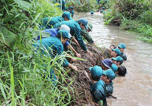 Đột phá xây dựng xã, phường vững mạnh về quân sự, quốc phòng