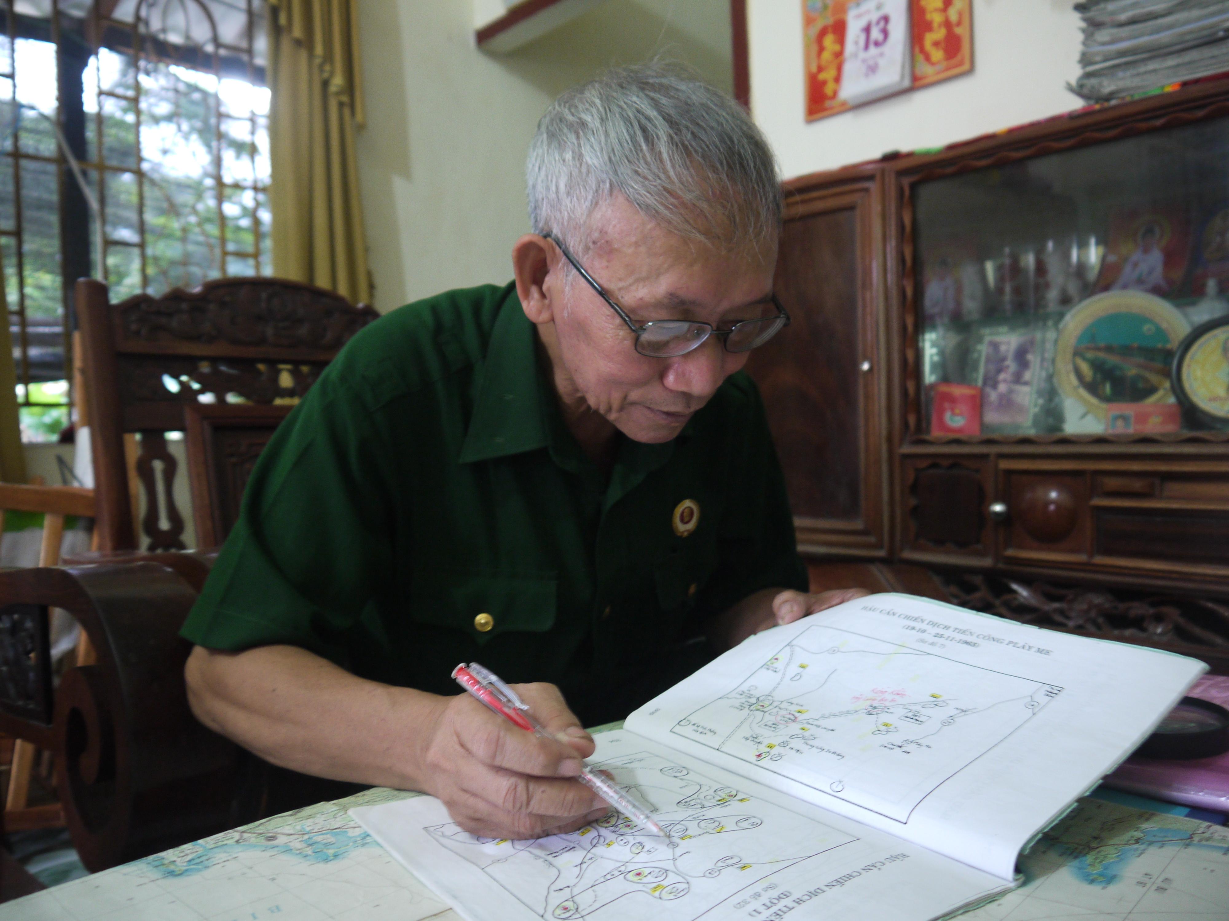 Trên vạn dặm kiếm tìm đồng đội
