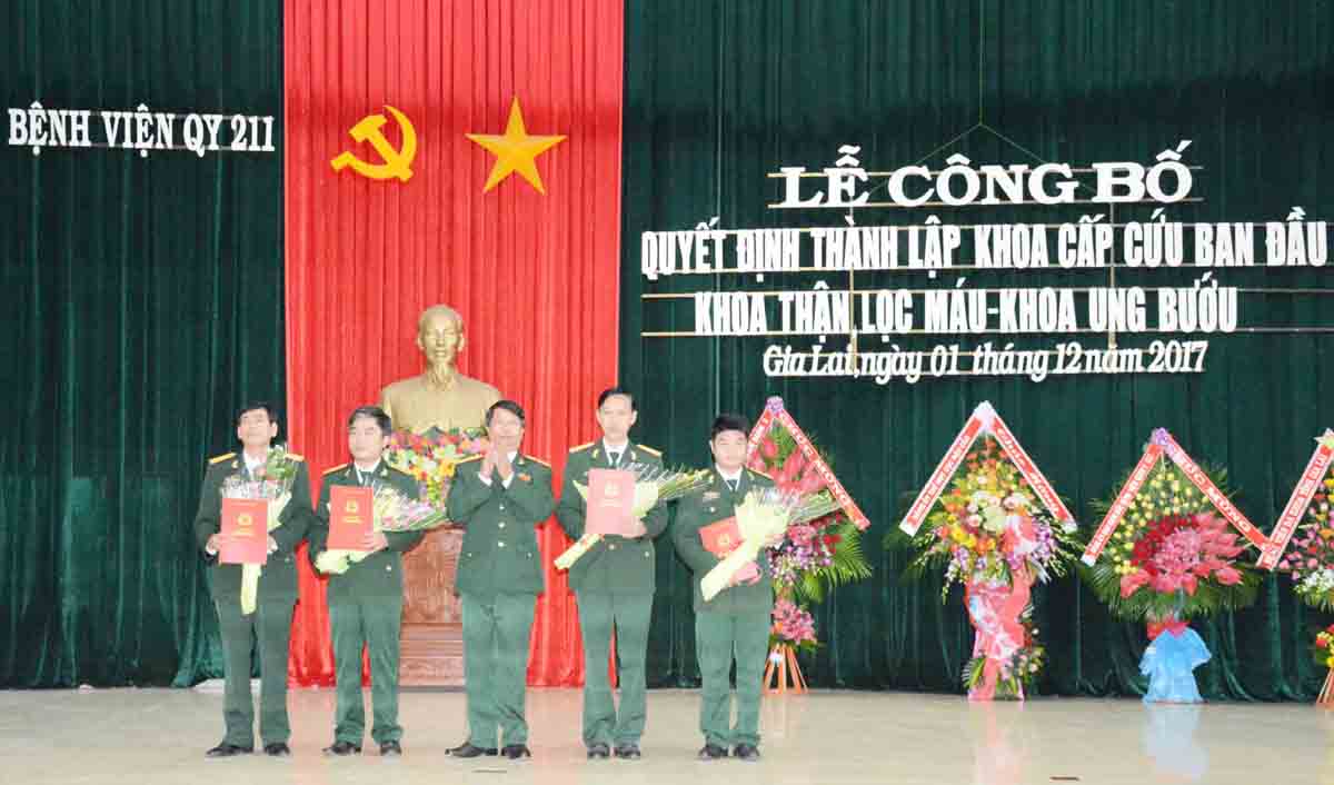 Đưa vào hoạt động Khoa Cấp cứu ban đầu, khoa Thận-Lọc máu và khoa Ung bướu