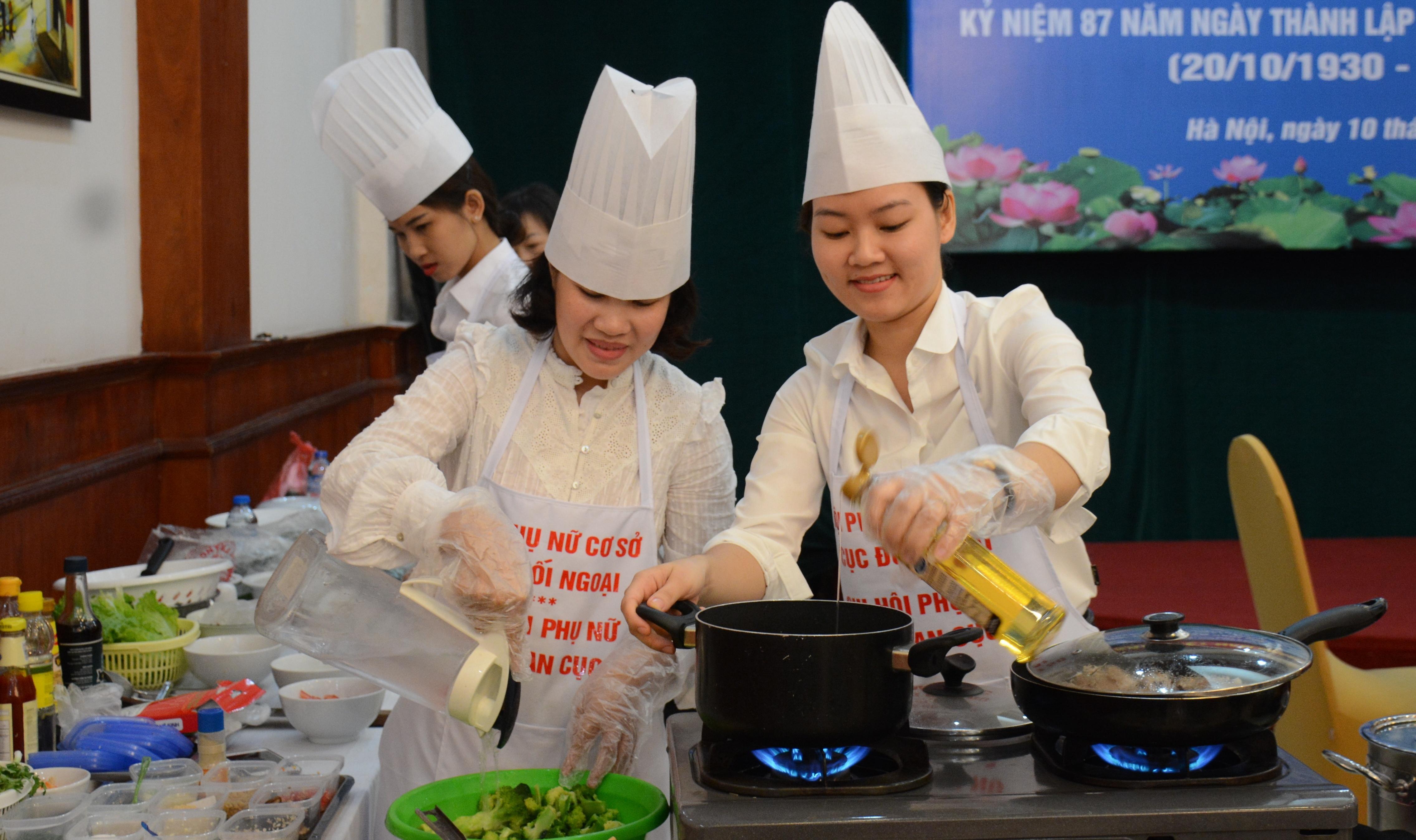 Ấm áp “bữa cơm gia đình ngày thứ bảy”