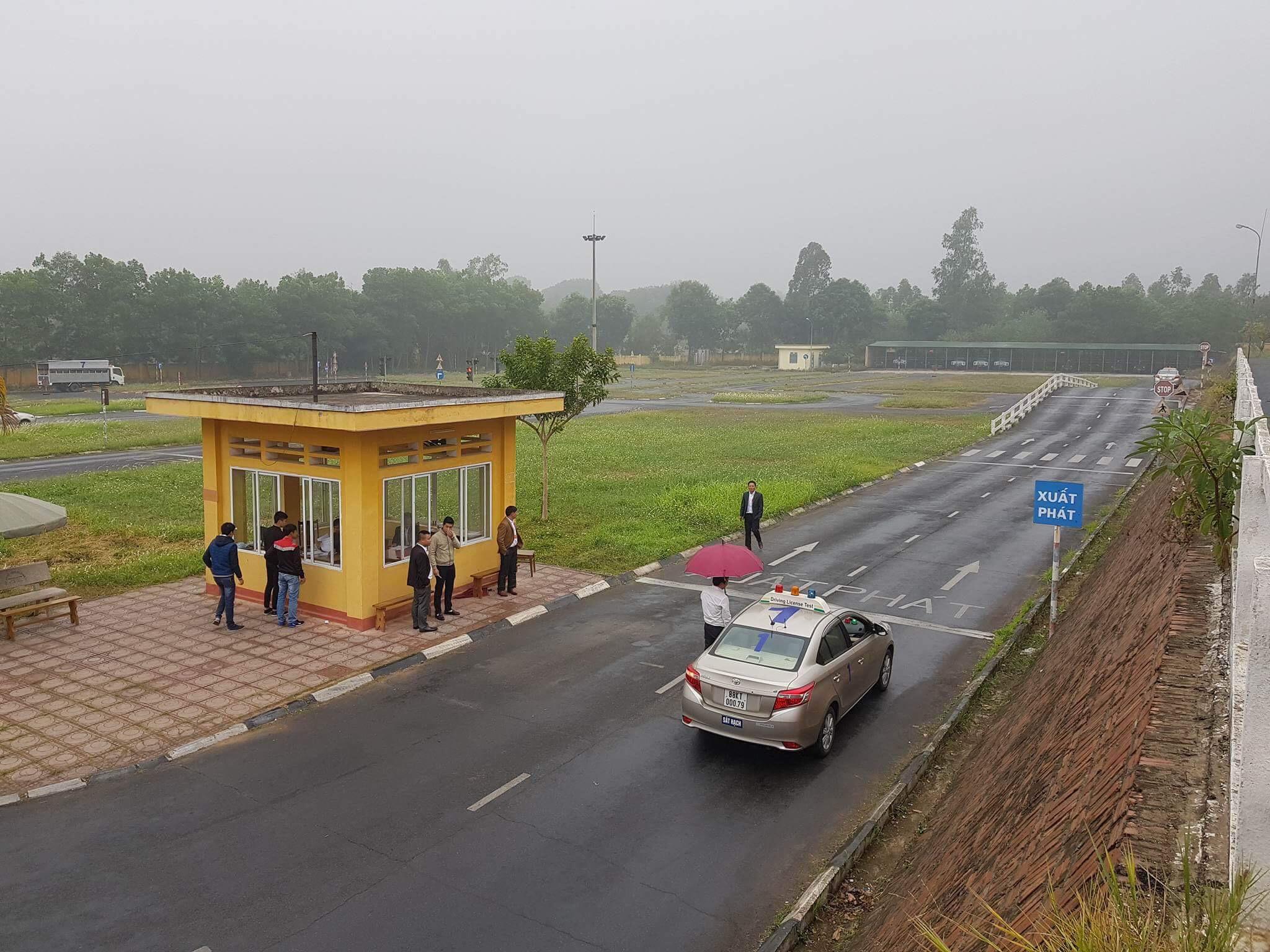 Ngăn chặn tình trạng giấy phép lái xe thật nhưng kiến thức rởm