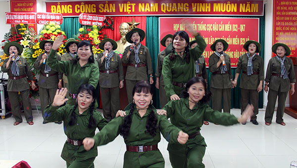 Họp mặt kỷ niệm 53 năm Ngày truyền thống Cục Hậu cần Miền (B2)

