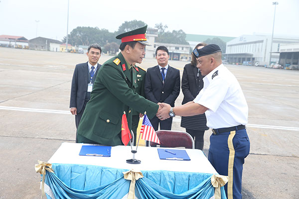 Lễ trao hài cốt quân nhân Hoa Kỳ
