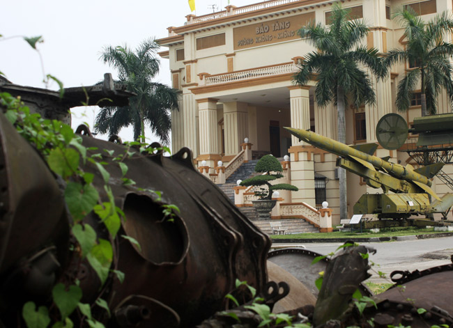 Bài 4: Tổn thất không tưởng của không quân Mỹ và một Điện Biên Phủ trên không chói lọi