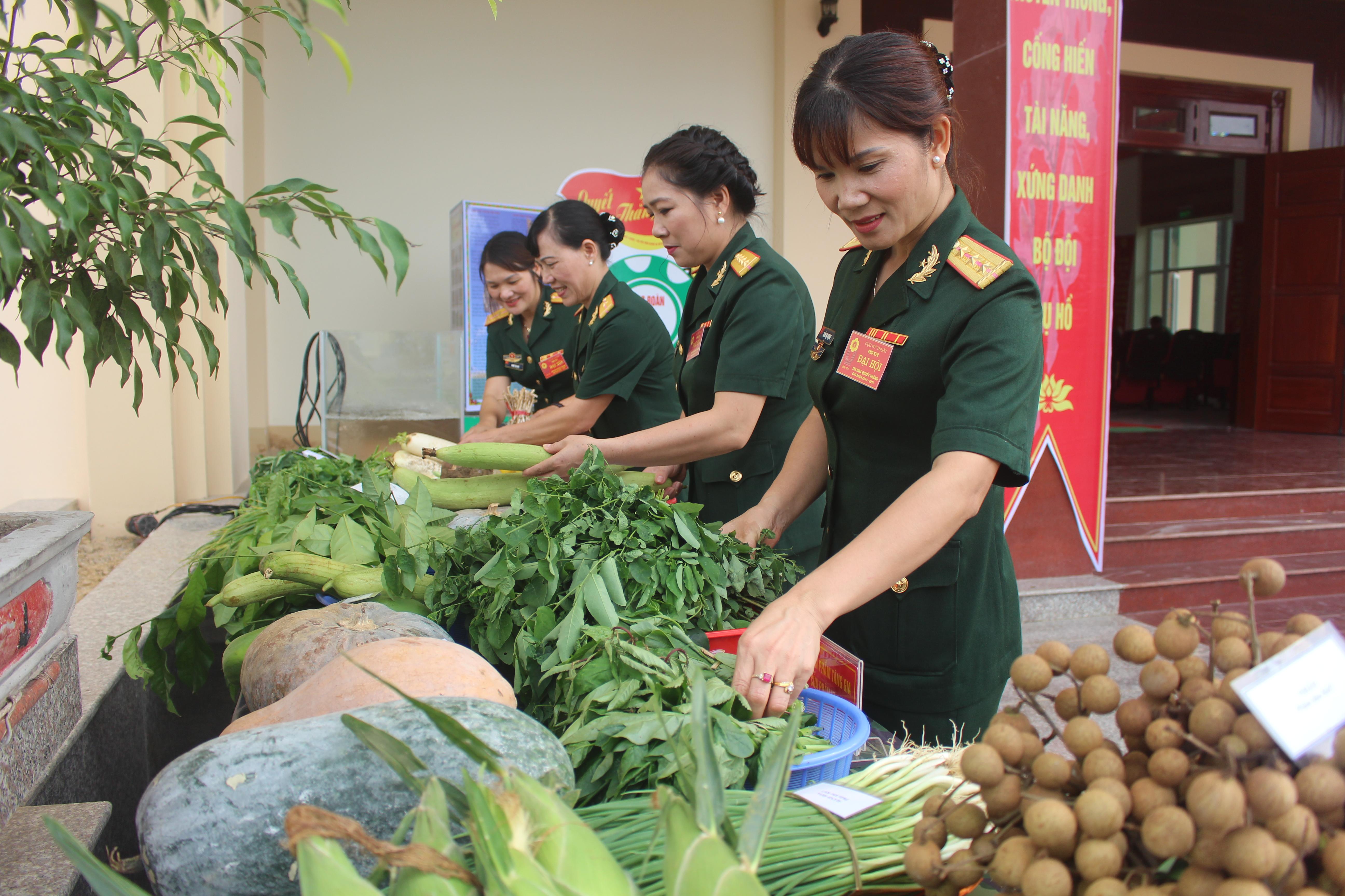 Hạnh phúc của gia đình quân nhân