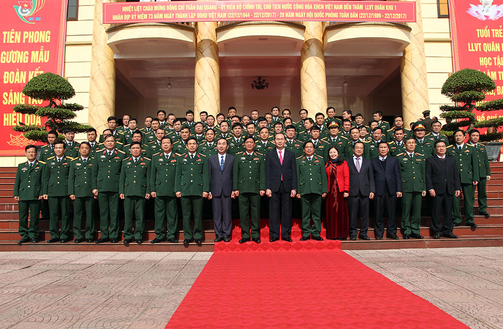 Chủ tịch nước Trần Đại Quang thăm và làm việc với Lực lượng vũ trang Quân khu 1 

