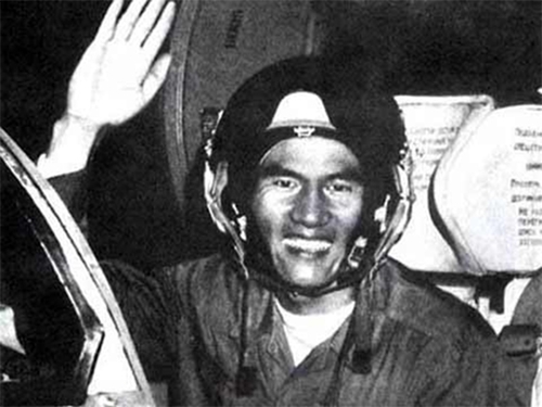 Trung tướng Phạm Tuân và bài học xương máu khi đối đầu với “pháo đài bay” B-52