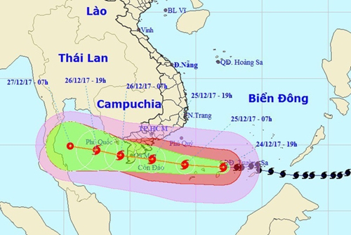 Tối và đêm 25-12, bão số 16 sẽ đi vào đất liền các tỉnh từ Bà Rịa-Vũng Tàu đến Cà Mau với gió giật cấp 12-13