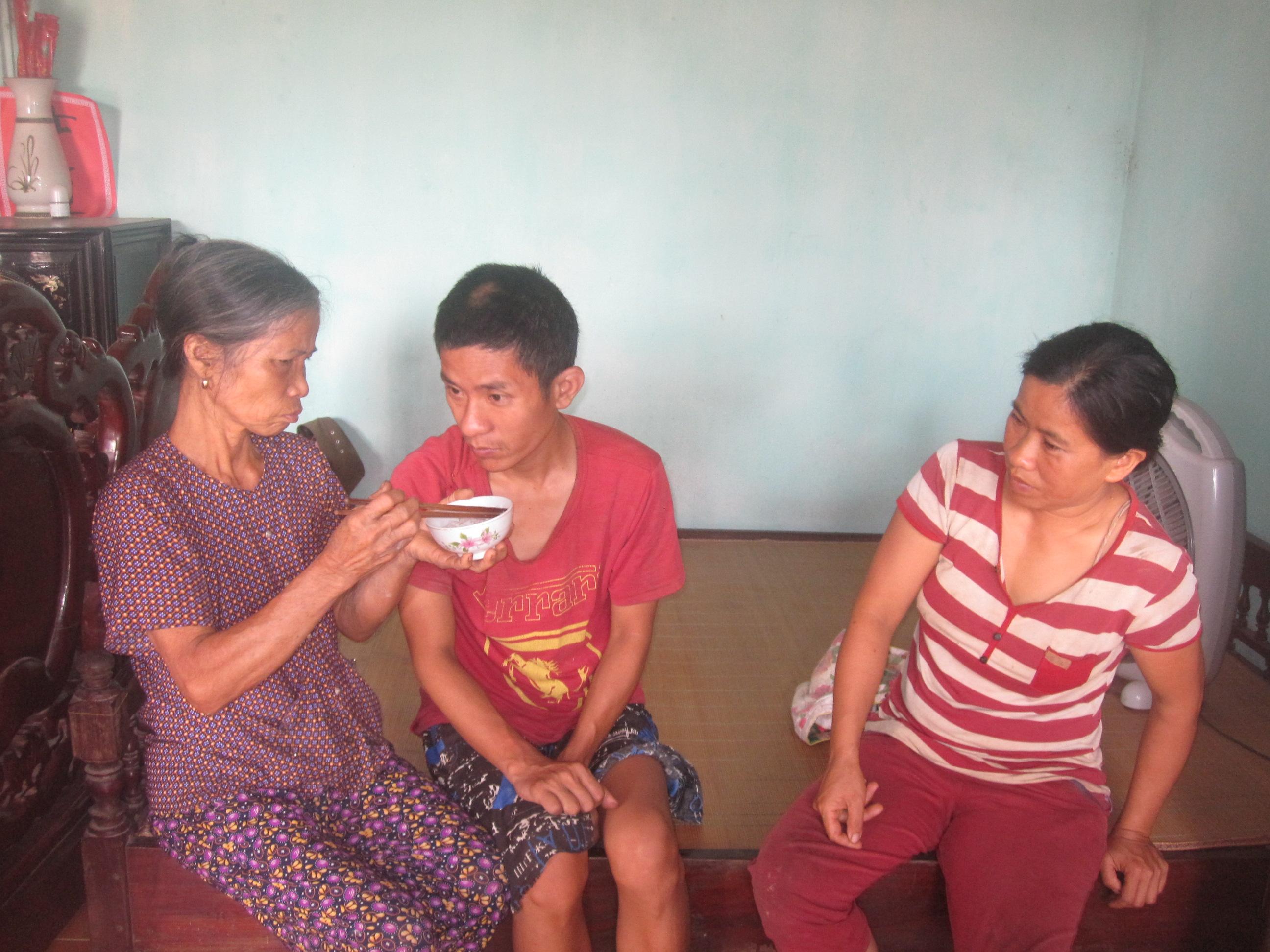 Gia đình cựu chiến binh Nguyễn Thanh Mầu cần sự giúp đỡ