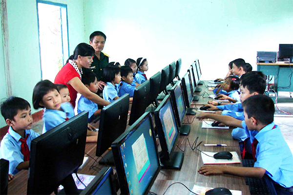 Bài 2: Lo cho dân như lo cho mình

