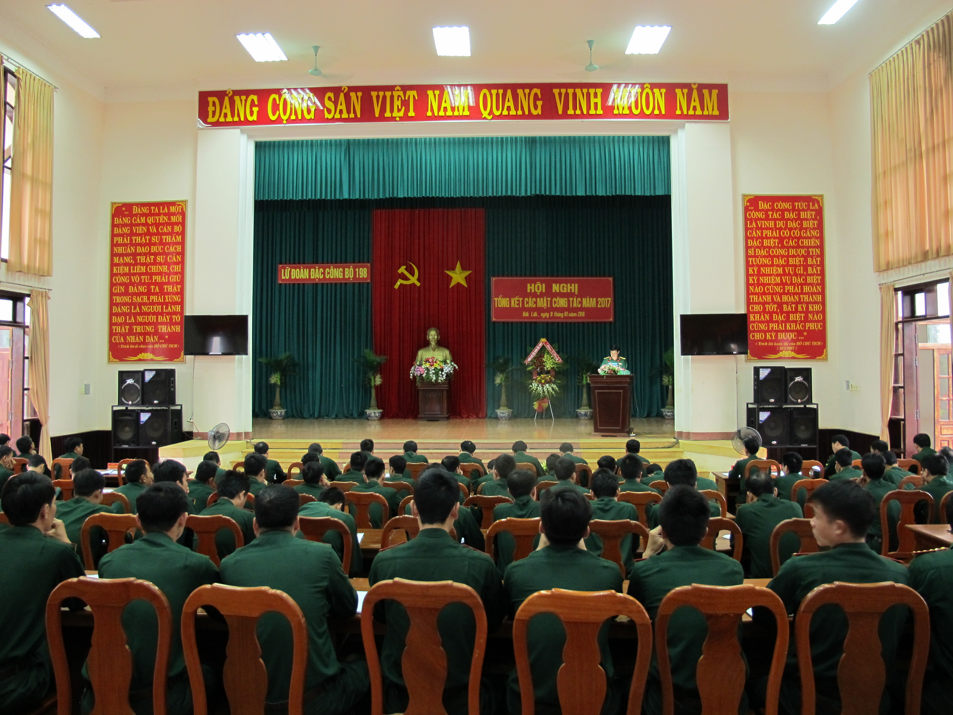 Lữ đoàn Đặc công bộ 198 tổ chức Hội nghị tổng kết công tác năm 2017