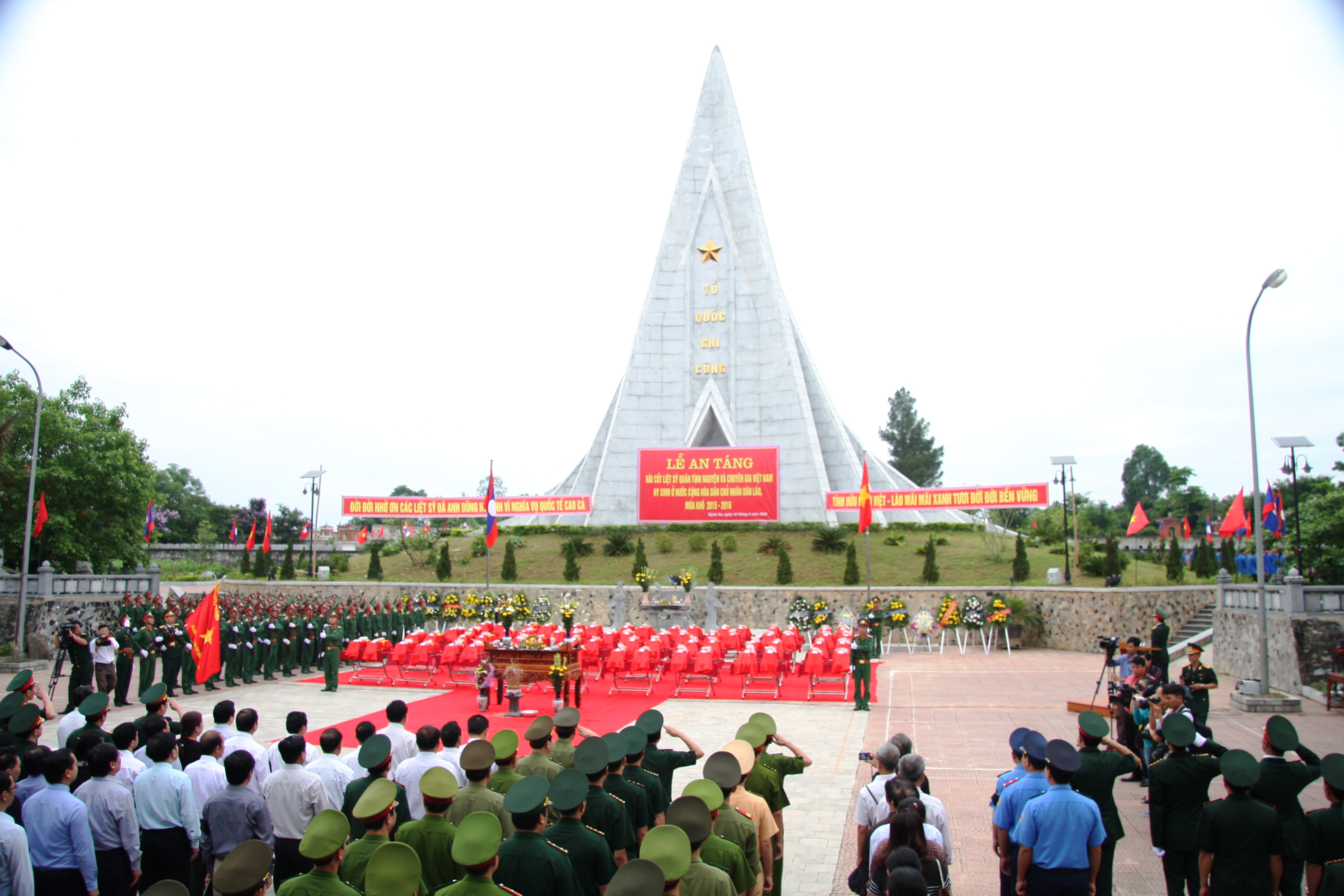 Tập trung lập bản đồ tìm kiếm, quy tập hài cốt liệt sĩ trên phạm vi toàn quốc