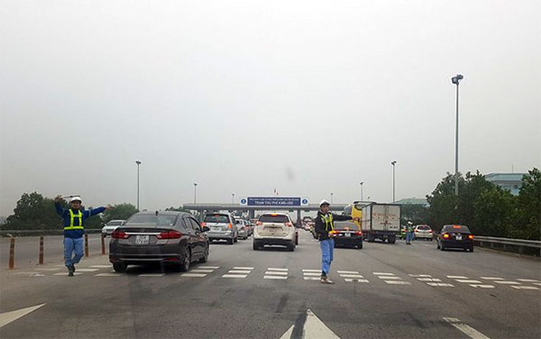  Tước quyền sử dụng giấy phép lái xe 1.147 trường hợp 