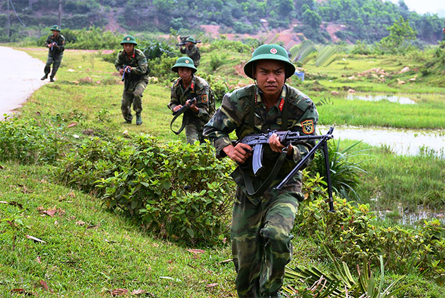 Muốn hoàn thiện, vững chắc, phải đồng bộ