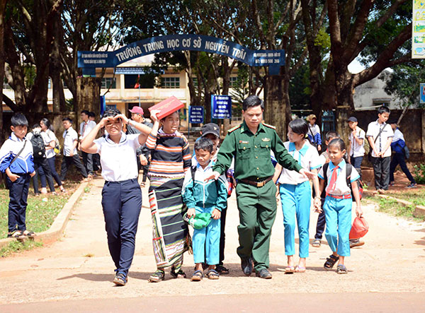 Những đứa con nuôi của Bộ đội Biên phòng

