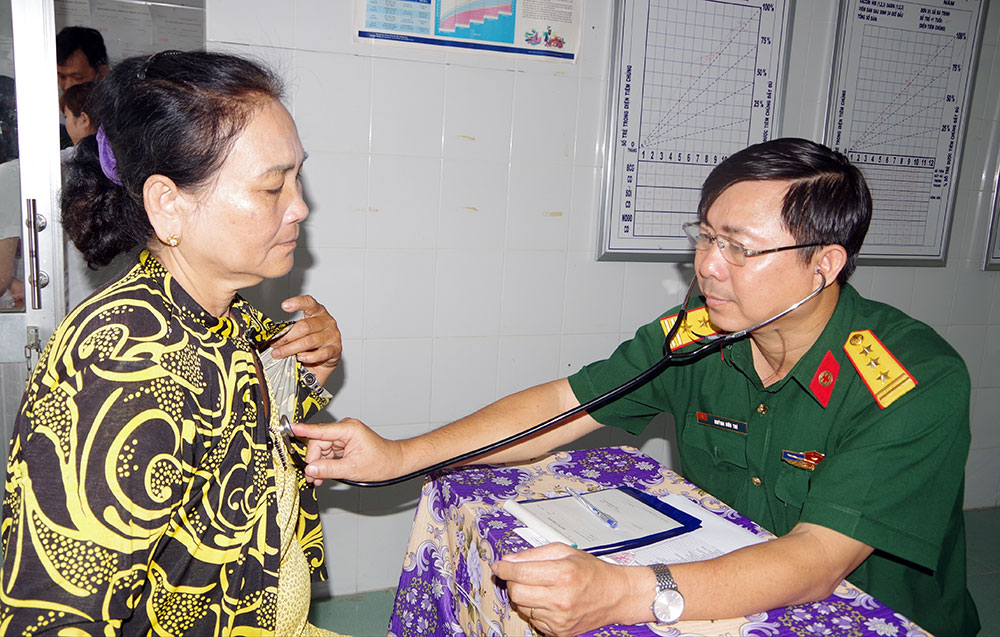 Sóc Trăng: Hơn 300 người dân được khám bệnh, cấp thuốc miễn phí

