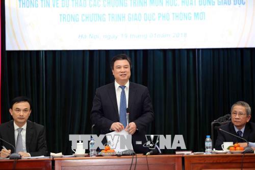 Dành 2 tháng lấy ý kiến dự thảo chương trình môn học của giáo dục phổ thông mới