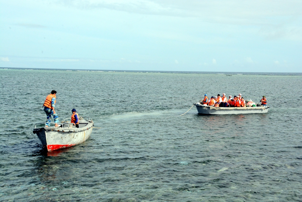 Đến với đảo Thuyền Chài.