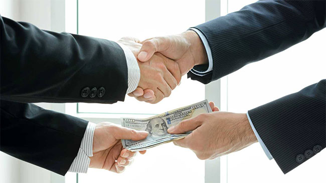 THANH LỌC CÁN BỘ