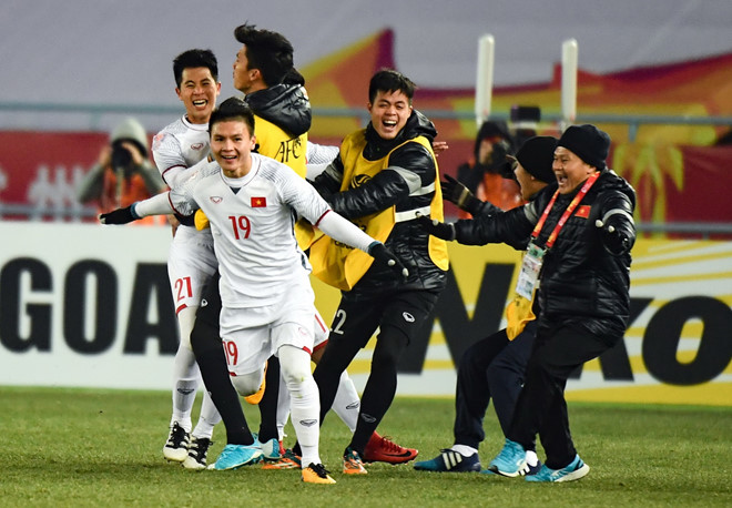 Cả nước ngất ngây sau chiến thắng lịch sử của U23 Việt Nam