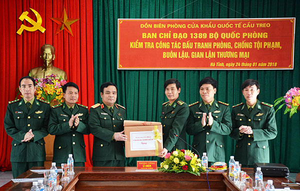 Đoàn công tác Bộ Quốc phòng thăm, kiểm tra Đồn Biên phòng Cửa khẩu quốc tế Cầu Treo