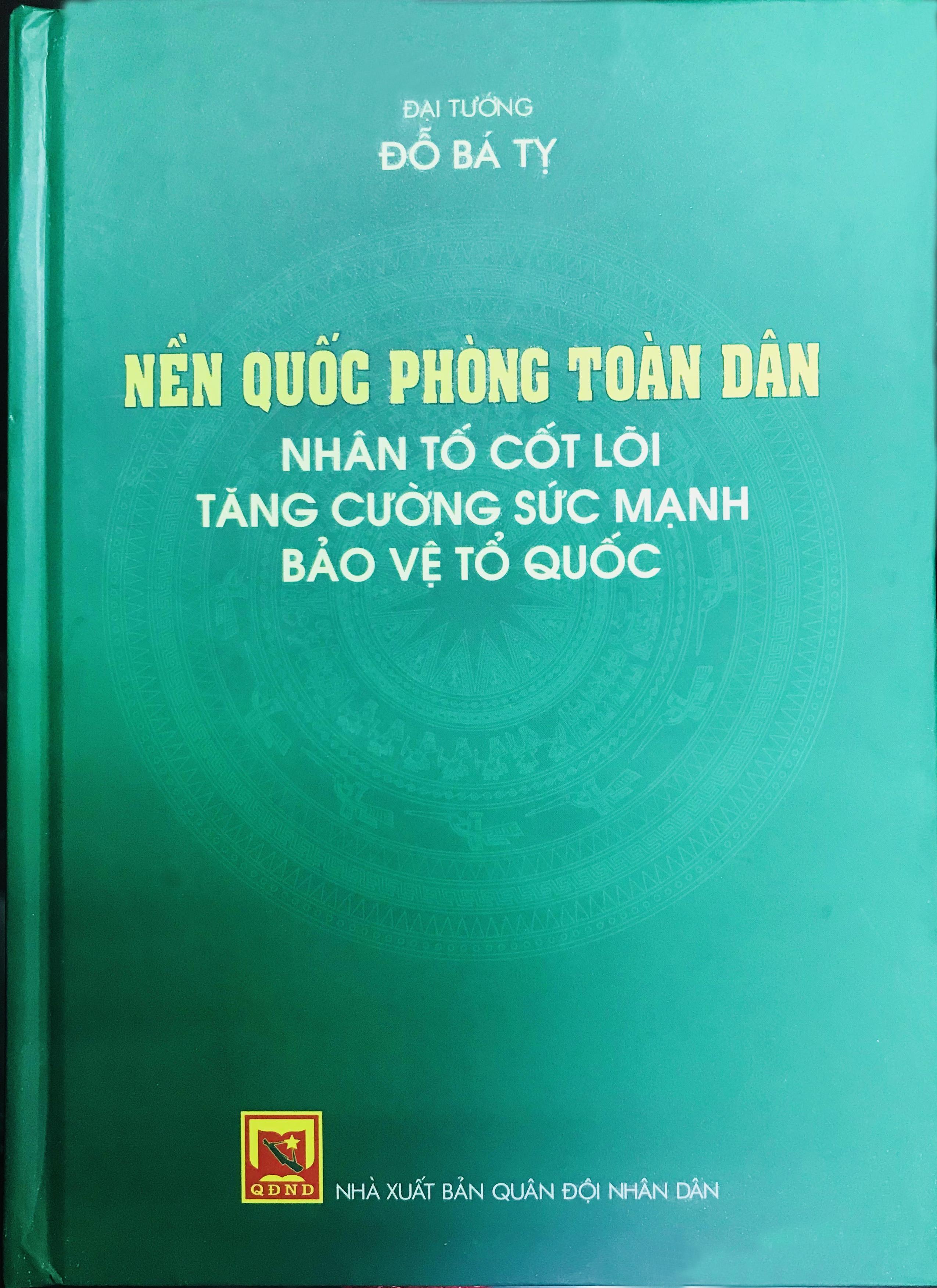 Sách quý về xây dựng nền quốc phòng toàn dân