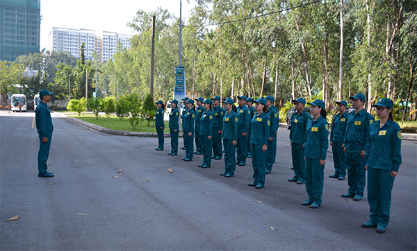 “Sao vuông” Hàng không luyện rèn

